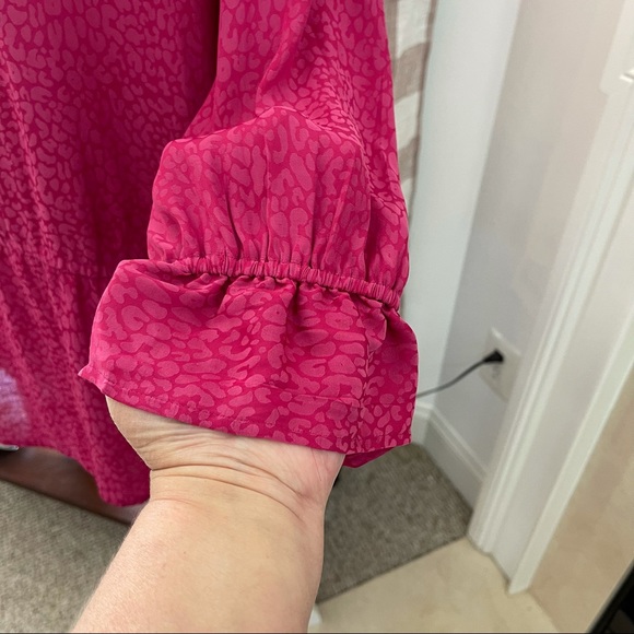 EVRI 1X Peplum Hem V-Neck Pink 3/4 Sleeve Blouse - Picture 4 of 15